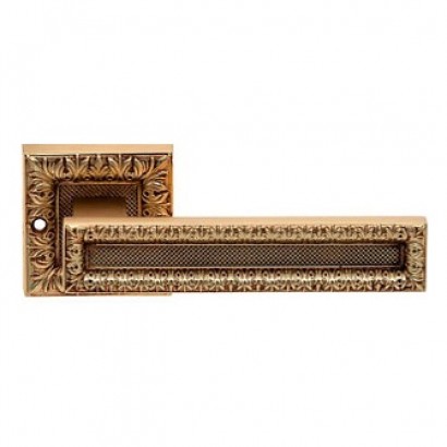 Дверная ручка на розетке "MORENA" 540R